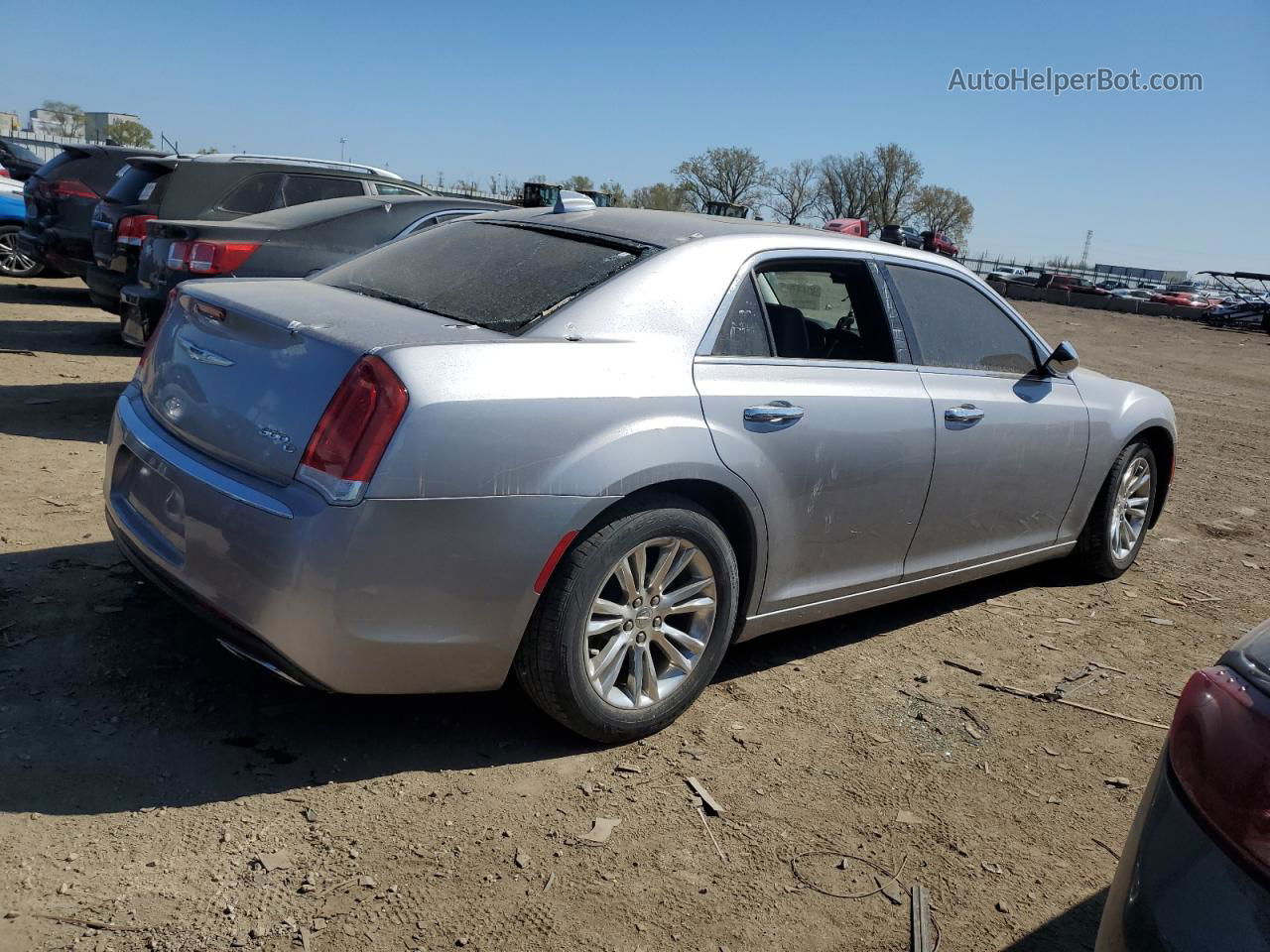 2017 Chrysler 300c  Silver vin: 2C3CCAEG7HH570850