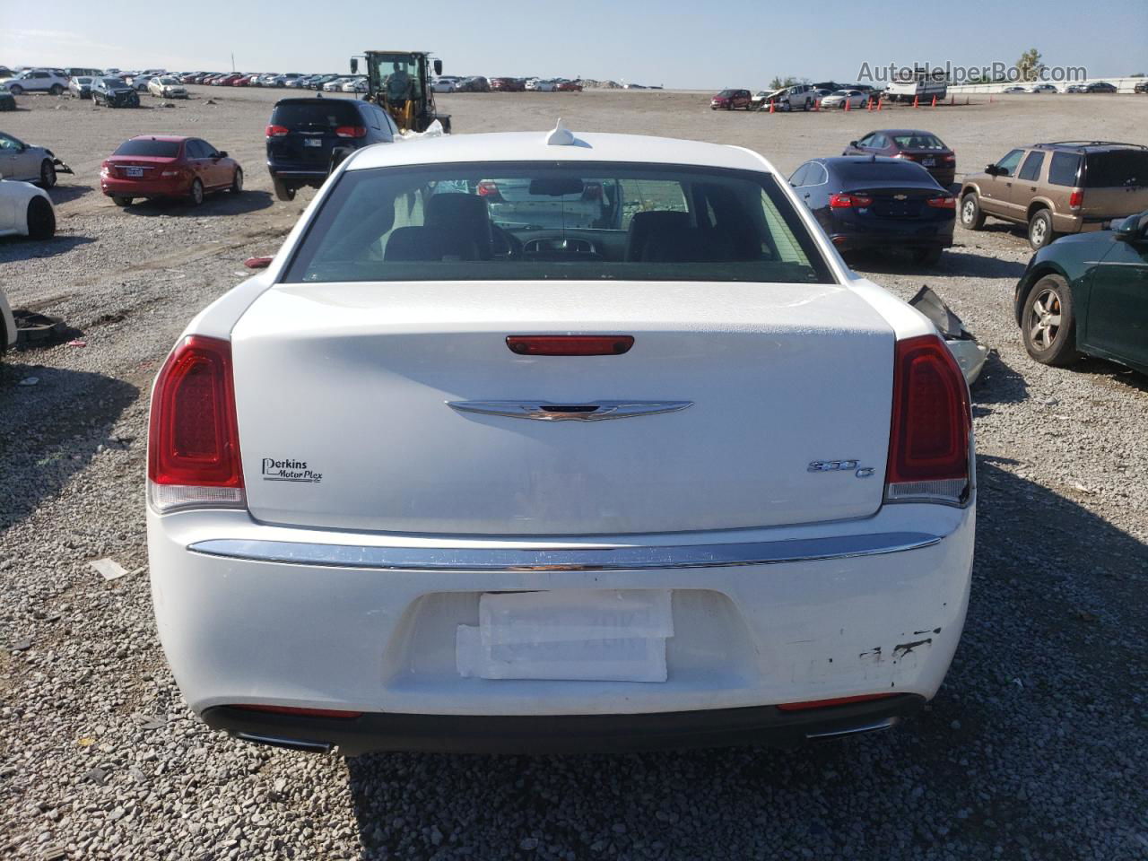 2016 Chrysler 300c  White vin: 2C3CCAEG9GH223874