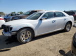 2016 Chrysler 300c  White vin: 2C3CCAEG9GH348678