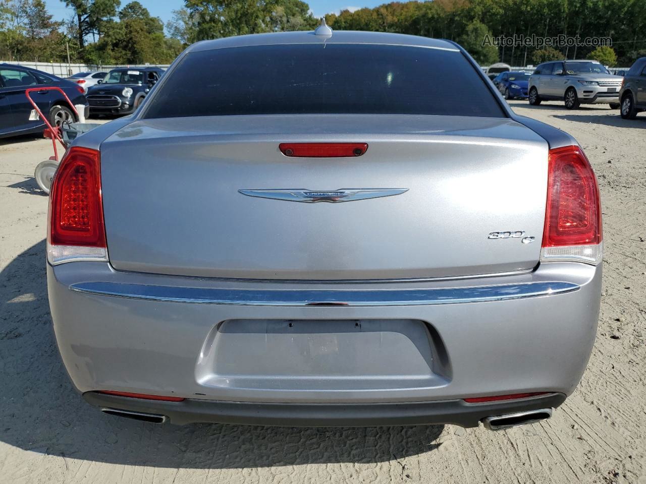 2017 Chrysler 300c  Silver vin: 2C3CCAEG9HH564449