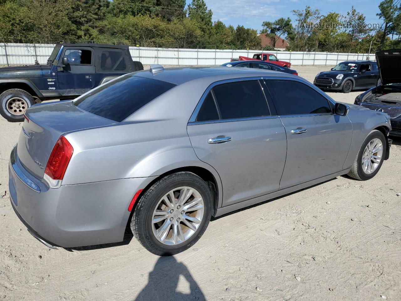 2017 Chrysler 300c  Silver vin: 2C3CCAEG9HH564449