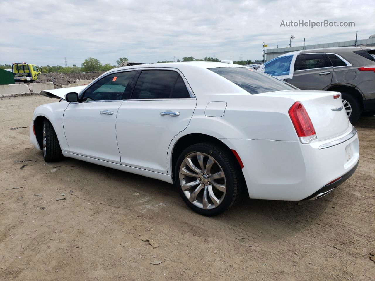 2019 Chrysler 300 Limited White vin: 2C3CCAEG9KH585728