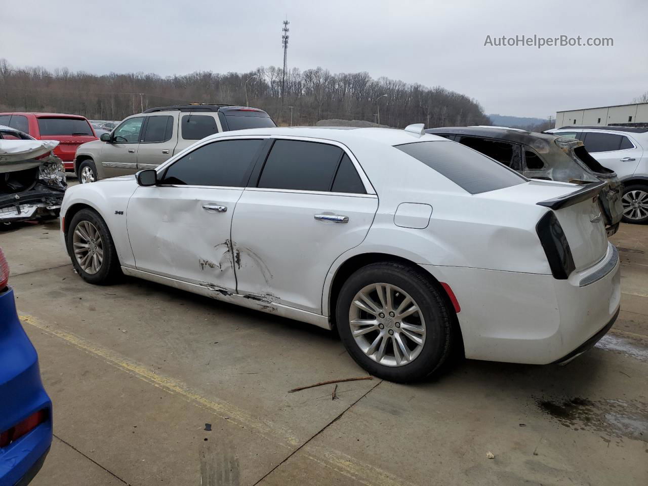 2016 Chrysler 300c  White vin: 2C3CCAET6GH236062