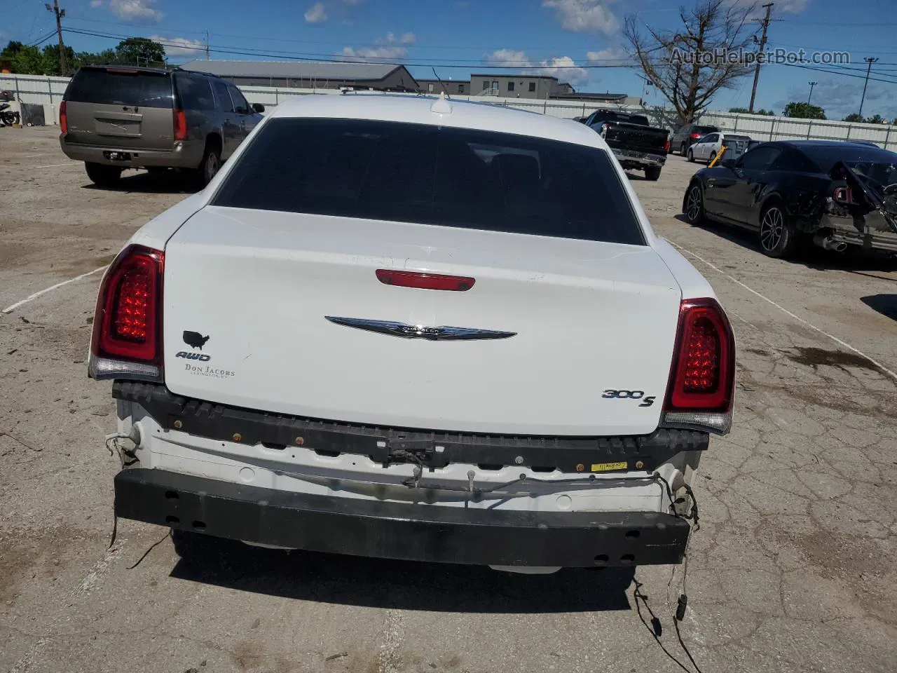 2016 Chrysler 300 S White vin: 2C3CCAGG0GH349344