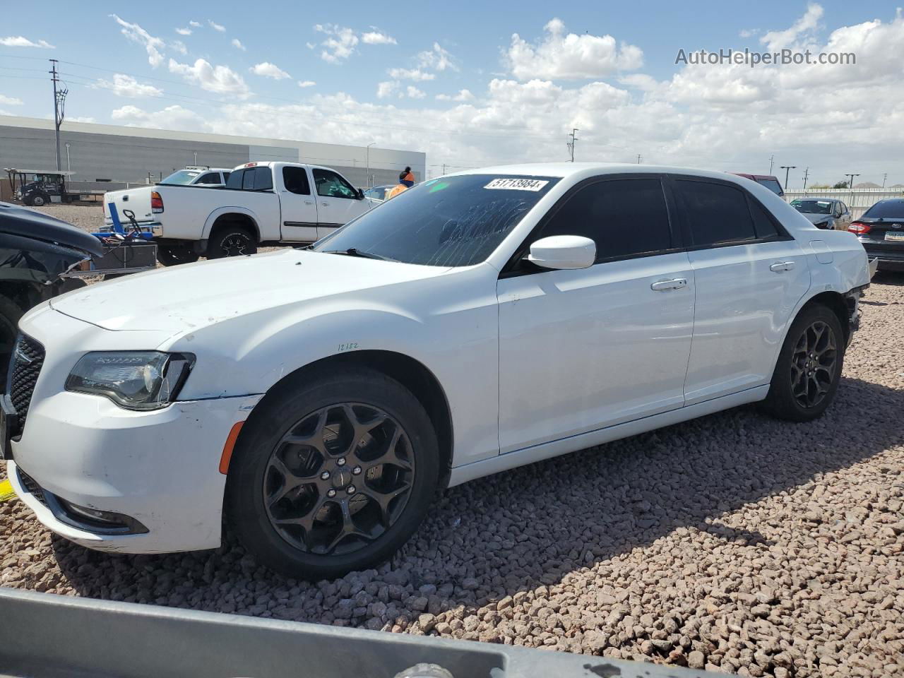 2019 Chrysler 300 S White vin: 2C3CCAGG0KH539766