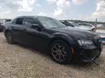 2016 Chrysler 300 S Черный vin: 2C3CCAGG1GH176126