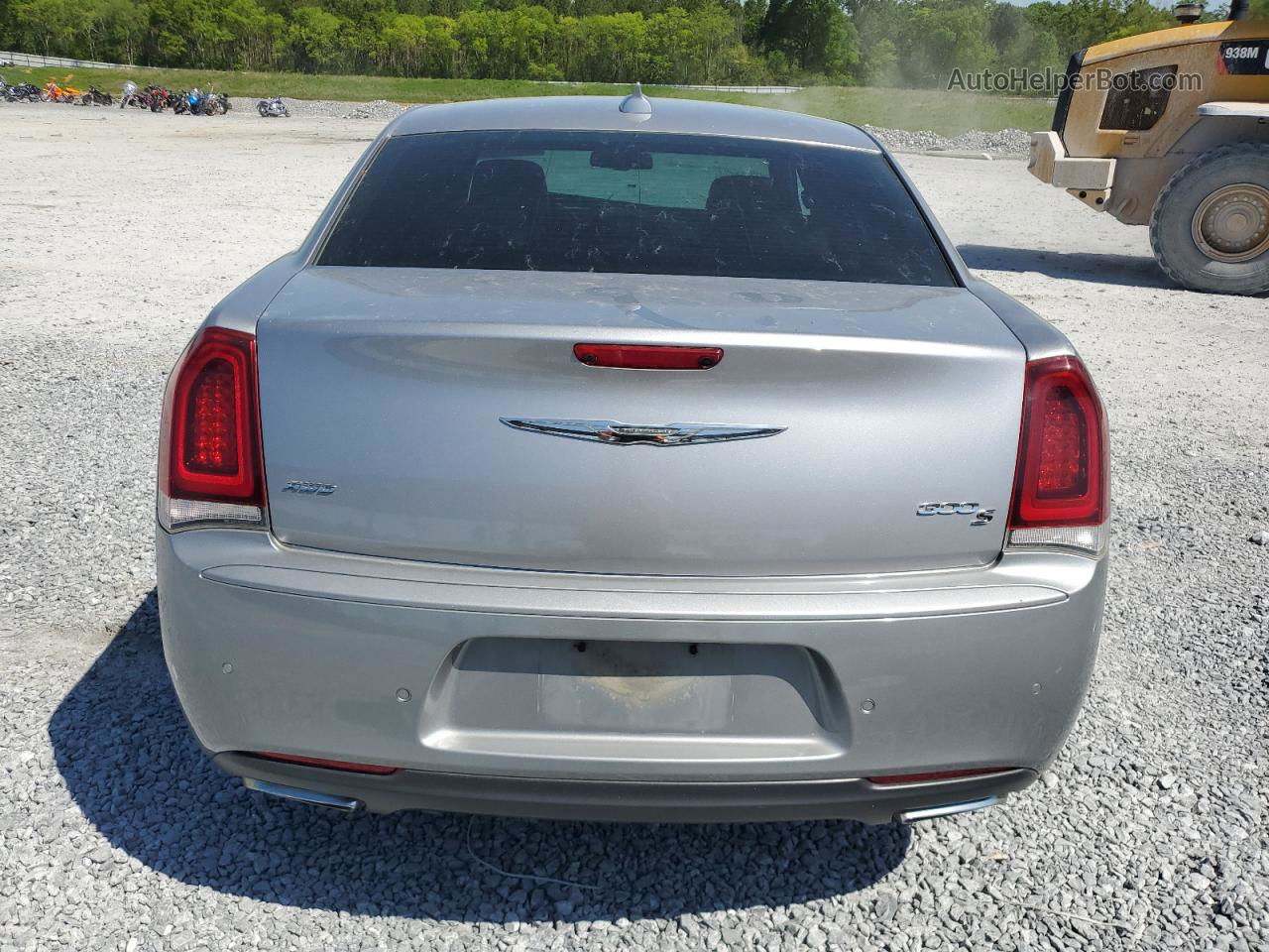 2016 Chrysler 300 S Серебряный vin: 2C3CCAGG1GH198630