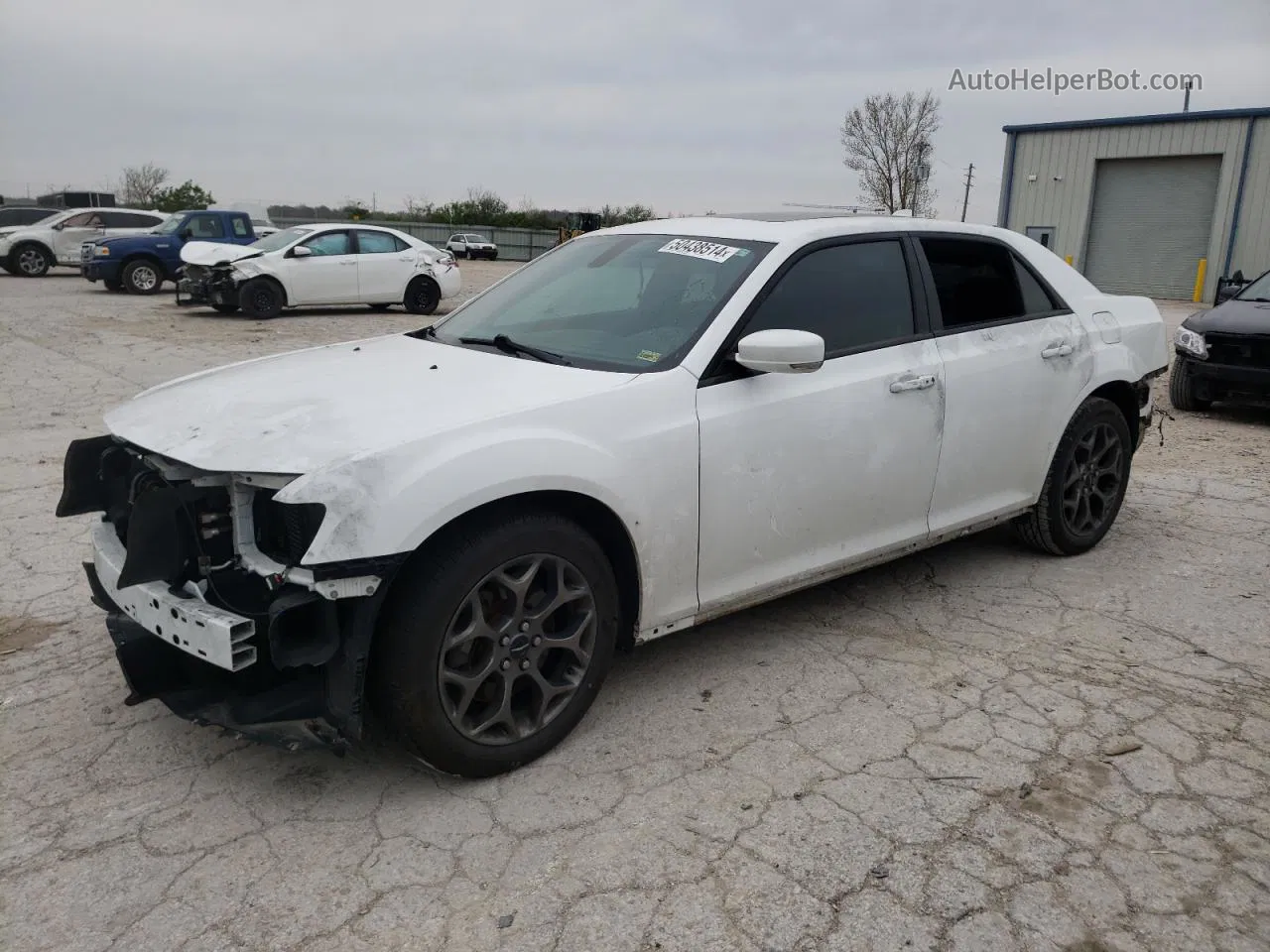 2016 Chrysler 300 S White vin: 2C3CCAGG1GH208928