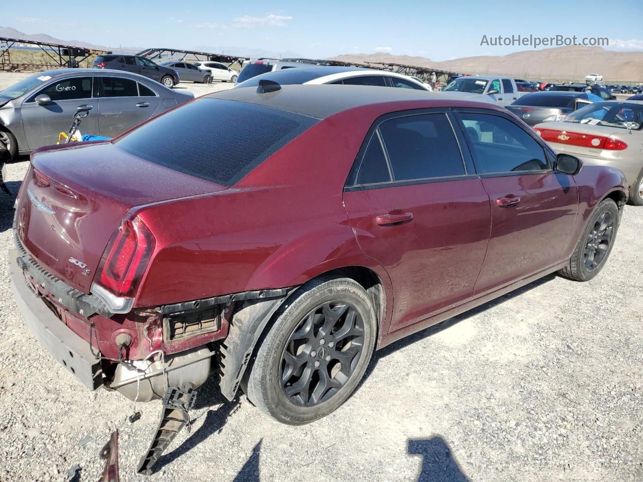 2019 Chrysler 300 S Красный vin: 2C3CCAGG2KH689877