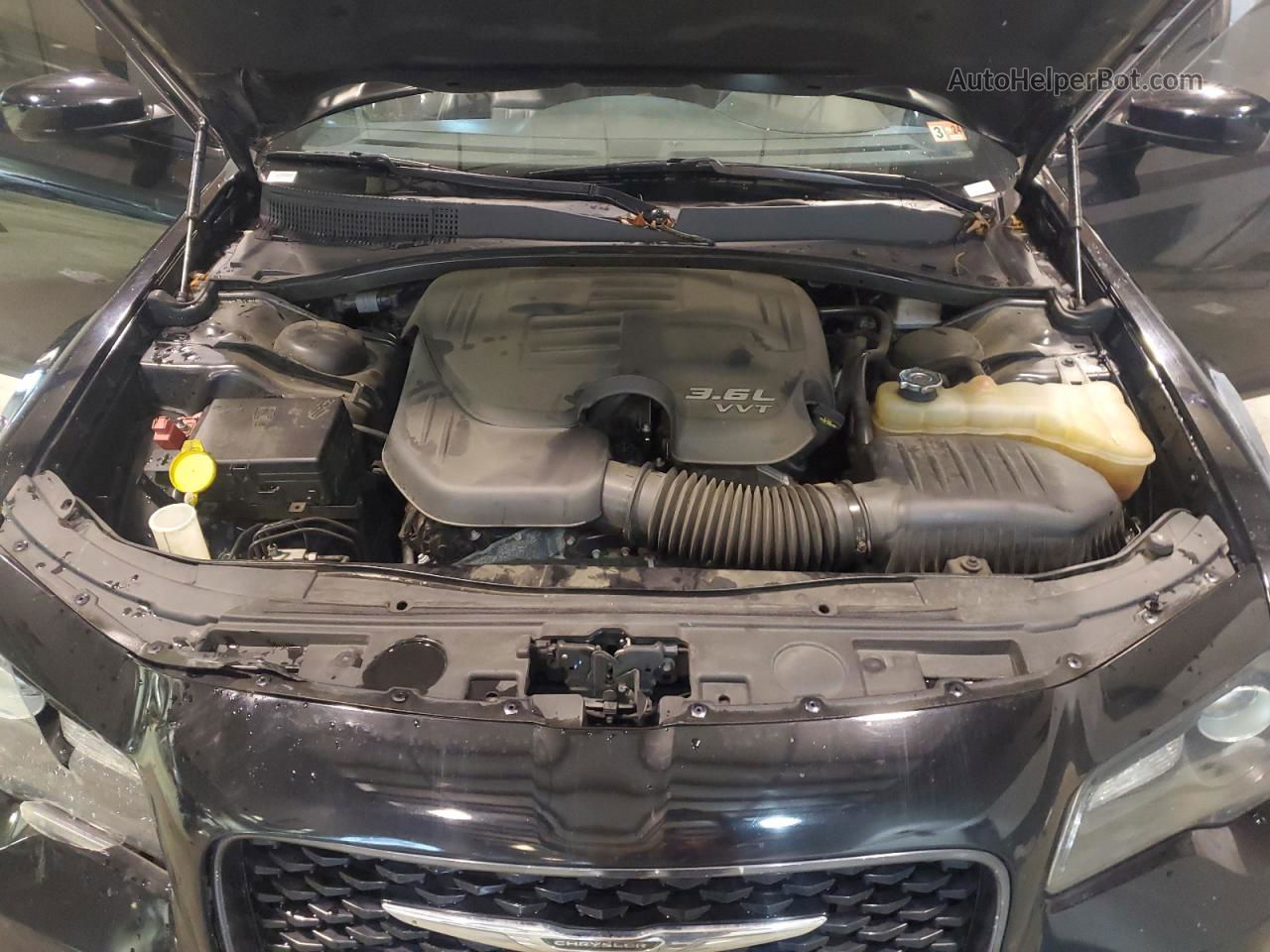 2019 Chrysler 300 S Black vin: 2C3CCAGG3KH632118