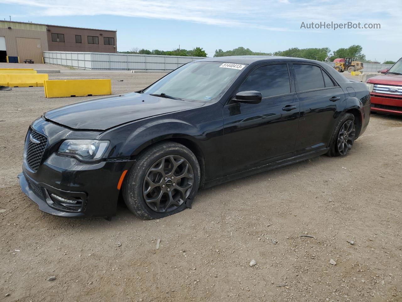 2017 Chrysler 300 S Черный vin: 2C3CCAGG4HH585819