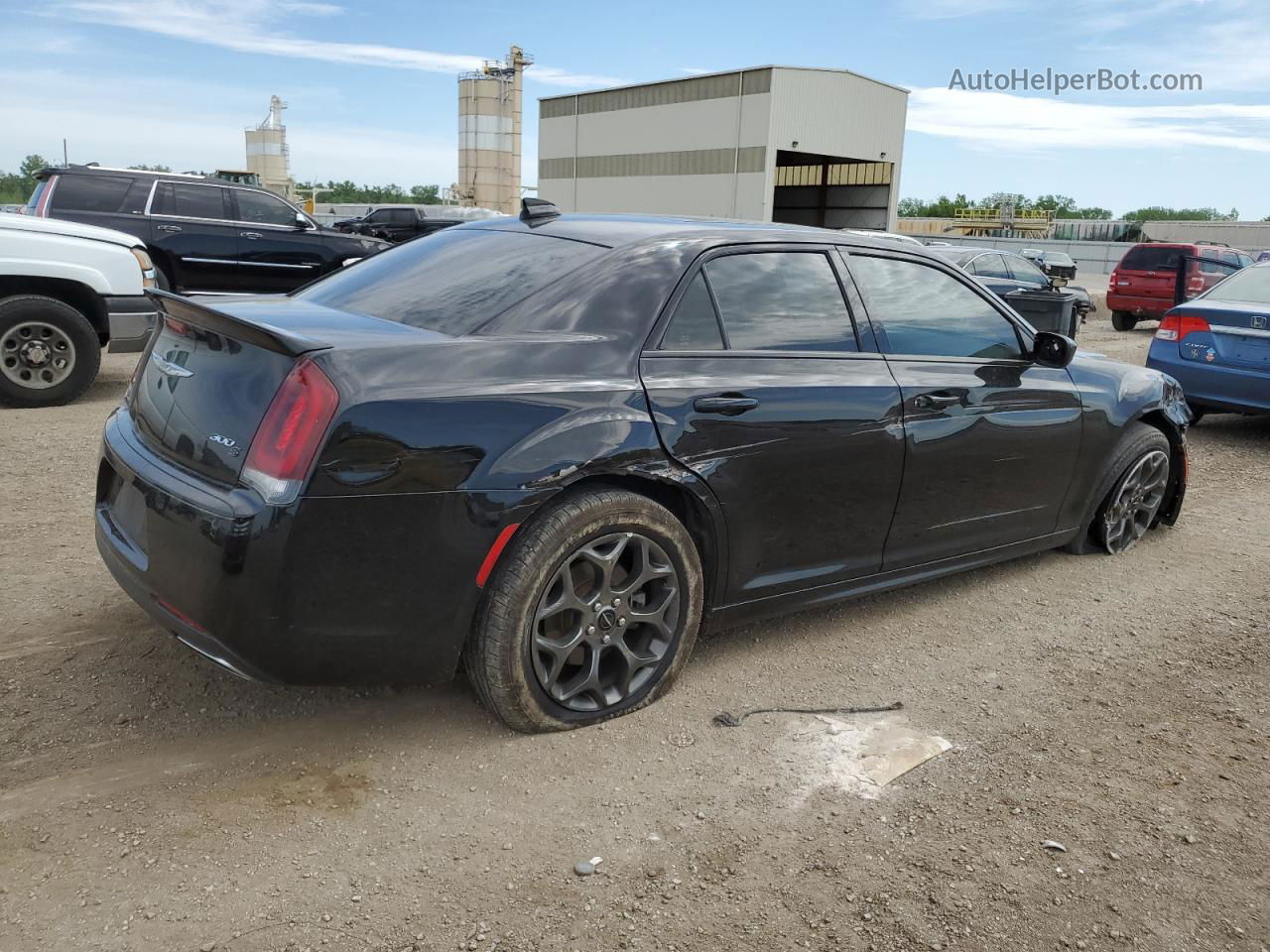 2017 Chrysler 300 S Черный vin: 2C3CCAGG4HH585819