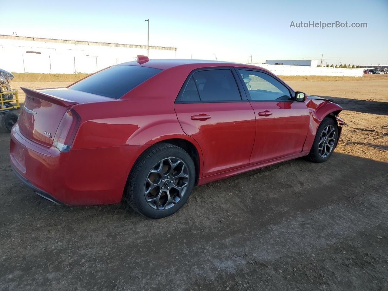 2017 Chrysler 300 S Красный vin: 2C3CCAGG4HH631035