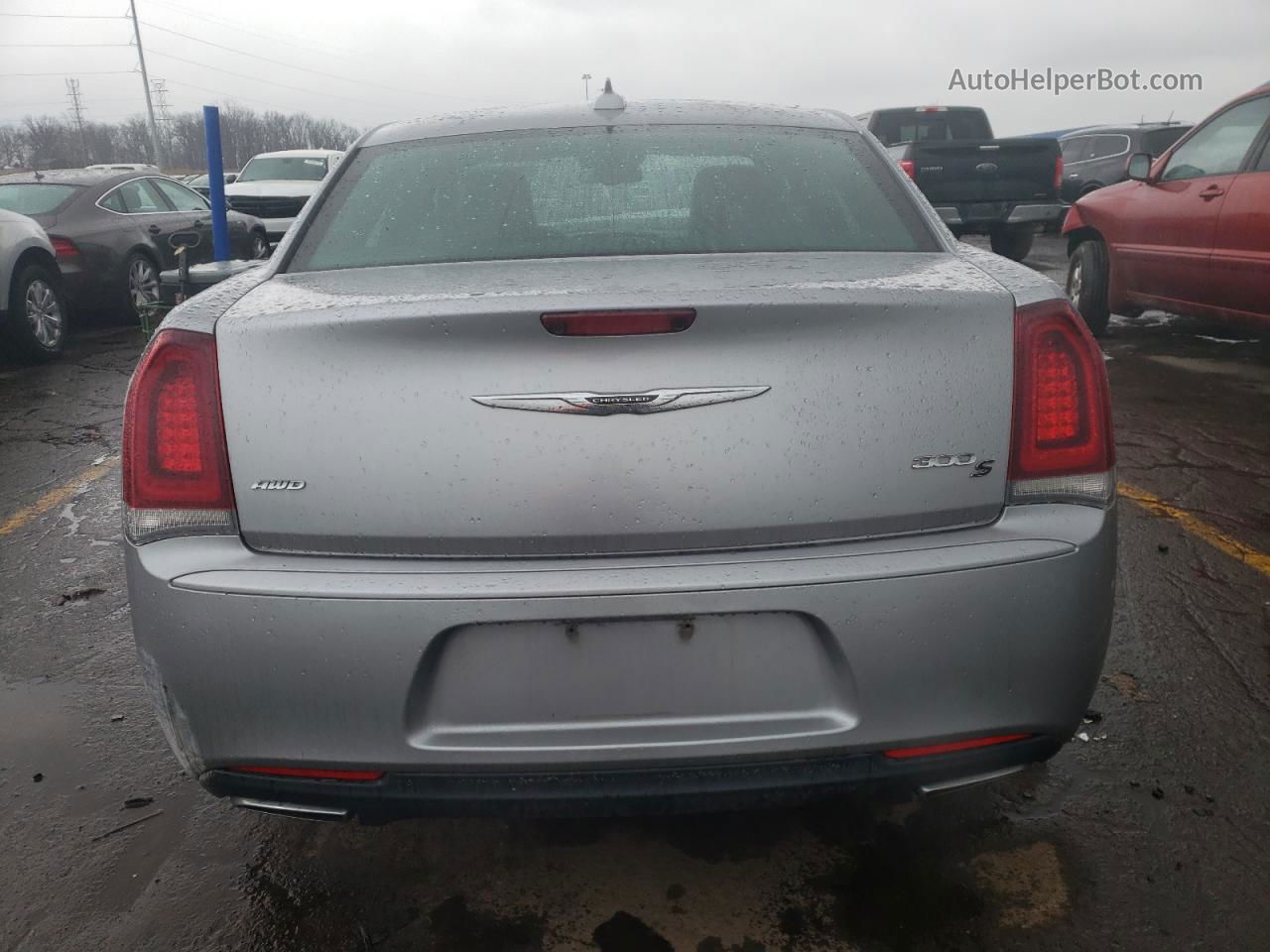 2017 Chrysler 300 S Silver vin: 2C3CCAGG5HH608377