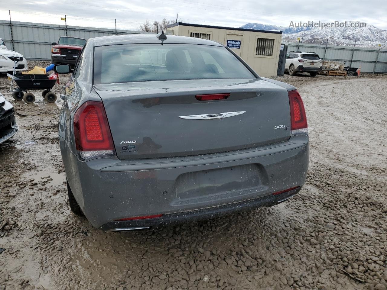 2017 Chrysler 300 S Gray vin: 2C3CCAGG5HH648376