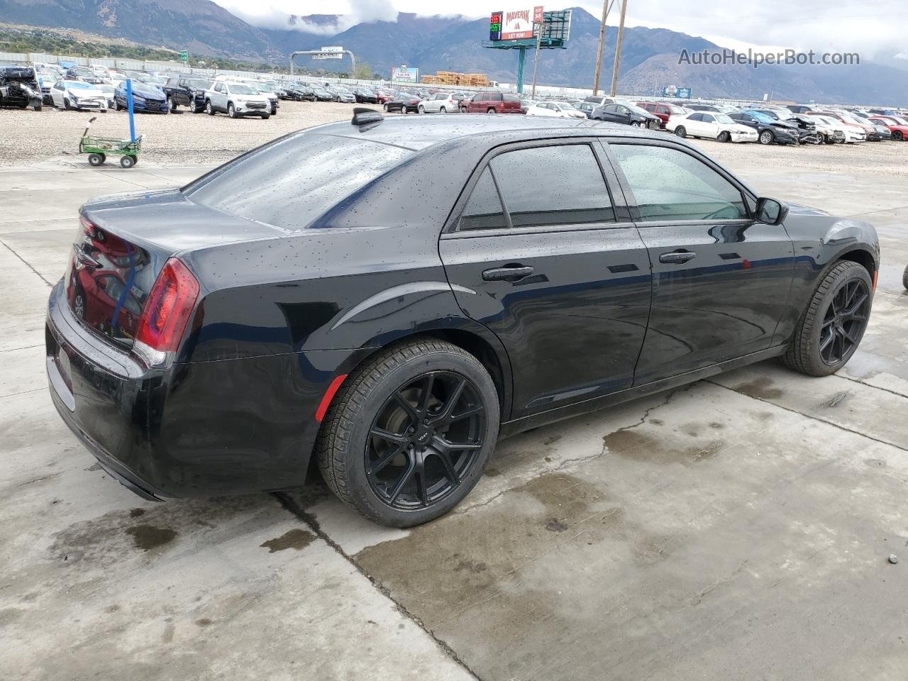 2019 Chrysler 300 S Черный vin: 2C3CCAGG5KH586257