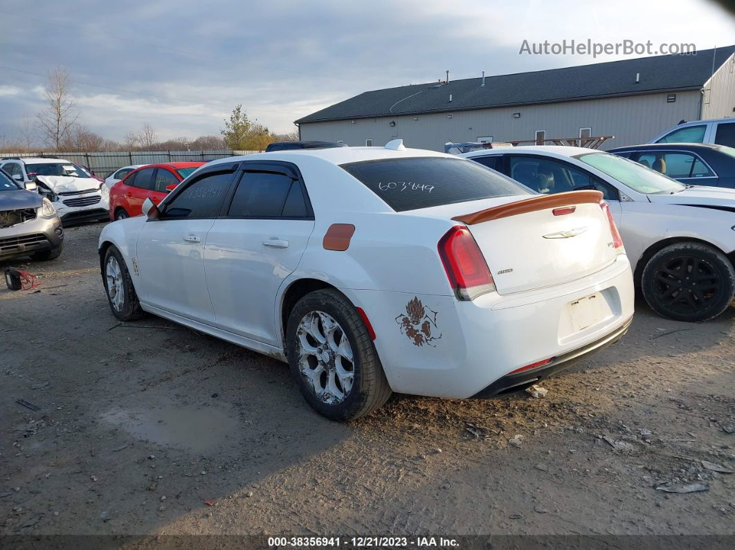 2017 Chrysler 300   White vin: 2C3CCAGG6HH603849