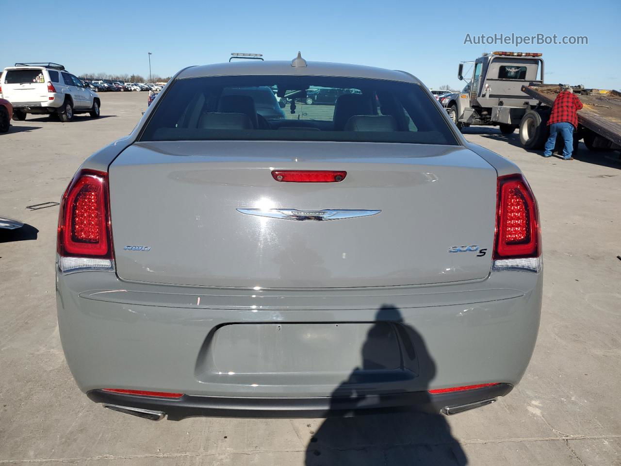 2019 Chrysler 300 S Gray vin: 2C3CCAGG6KH656056