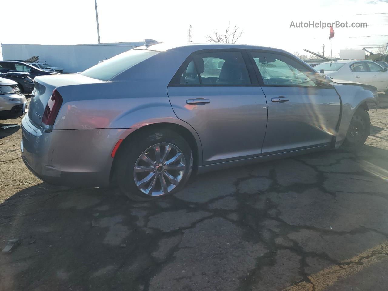 2017 Chrysler 300 S Silver vin: 2C3CCAGG8HH558493