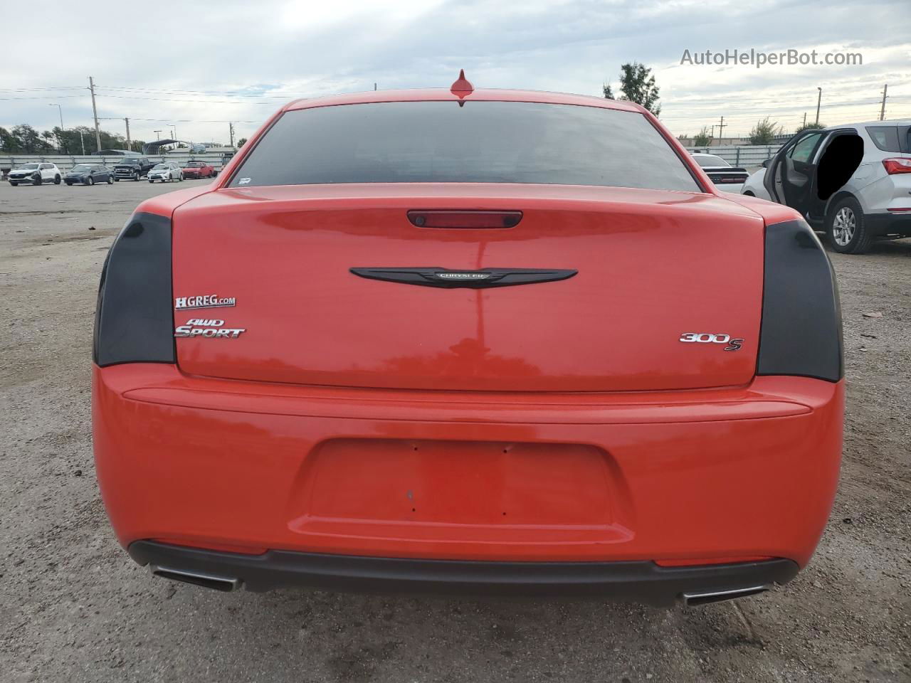 2017 Chrysler 300 S Red vin: 2C3CCAGG8HH585984