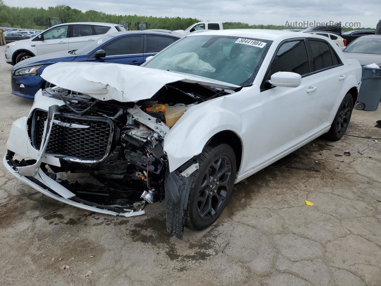 2019 Chrysler 300 S White vin: 2C3CCAGG8KH533844