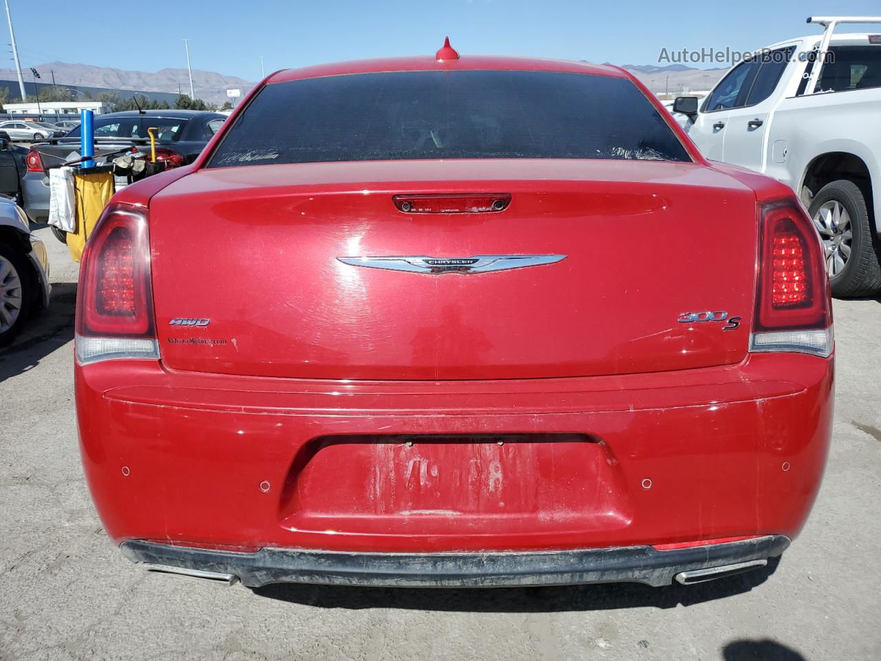 2017 Chrysler 300 S Красный vin: 2C3CCAGG9HH522148