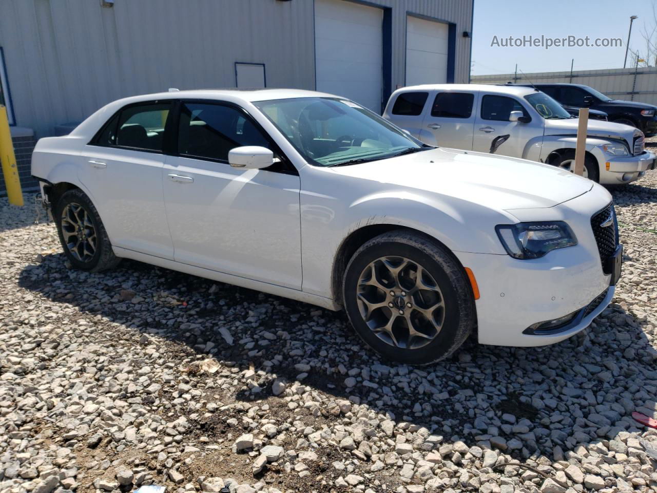 2016 Chrysler 300 S White vin: 2C3CCAGGXGH311443