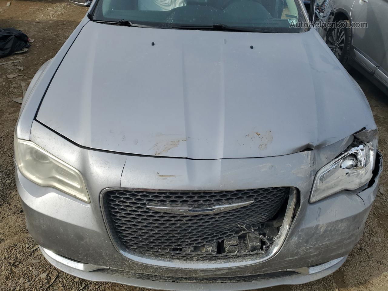 2016 Chrysler 300c  Silver vin: 2C3CCAKG2GH282754