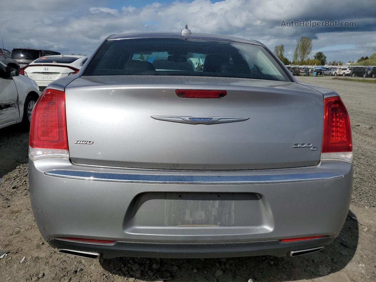 2017 Chrysler 300c  Silver vin: 2C3CCAKG2HH565463