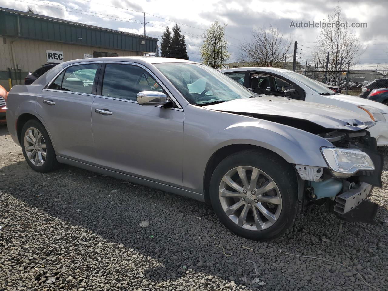 2017 Chrysler 300c  Silver vin: 2C3CCAKG2HH565463