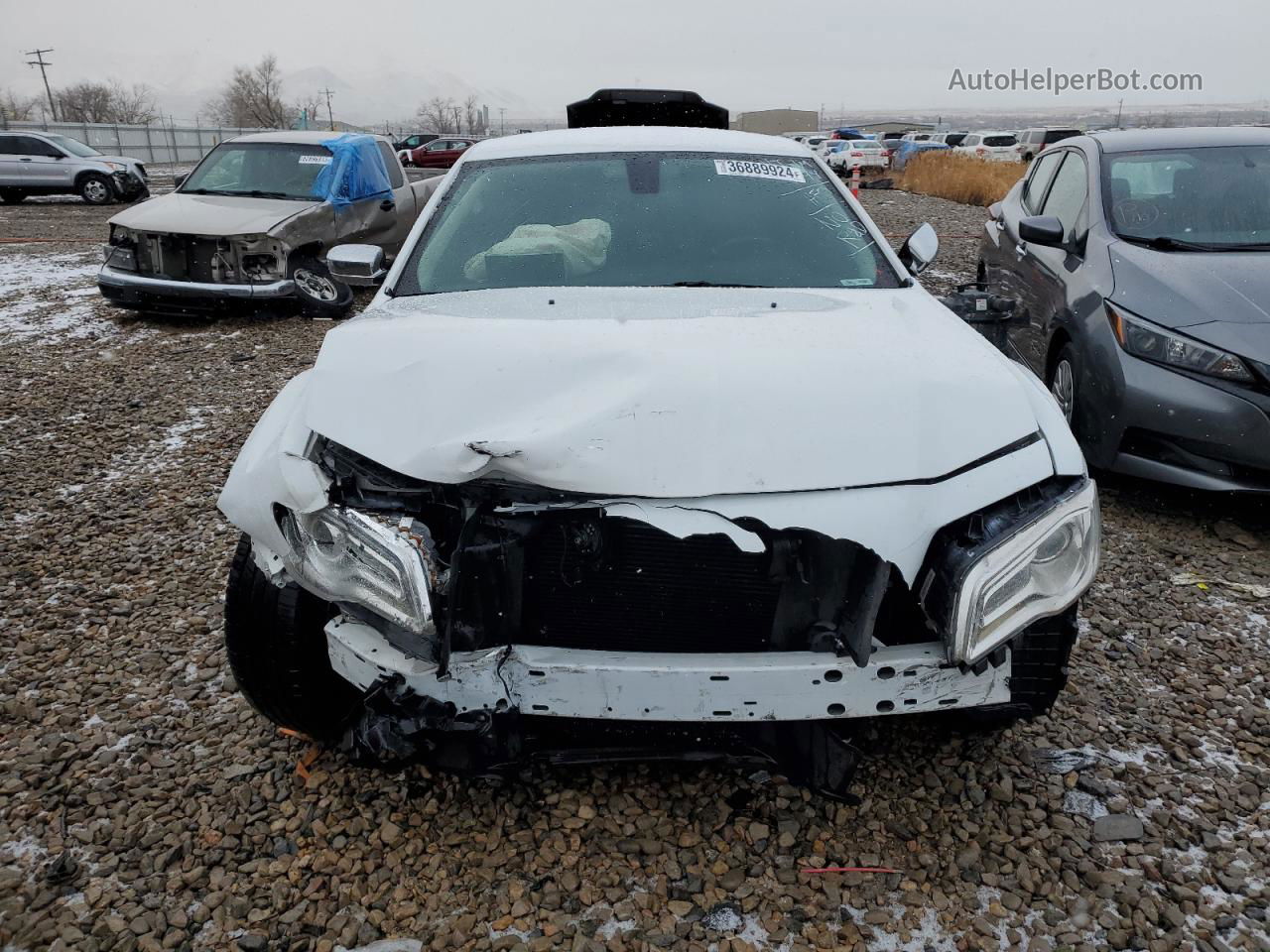 2019 Chrysler 300 Limited White vin: 2C3CCAKG6KH528827