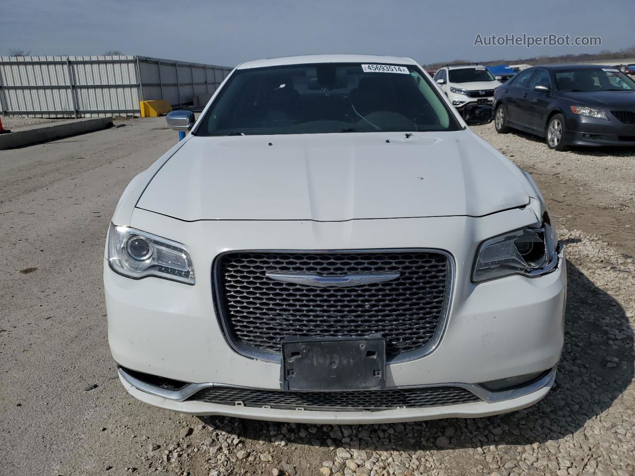 2016 Chrysler 300c  Белый vin: 2C3CCAKG8GH191147