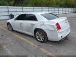 2016 Chrysler 300 Limited White vin: 2C3CCARG0GH213180