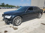 2019 Chrysler 300 Touring Black vin: 2C3CCARG2KH517572