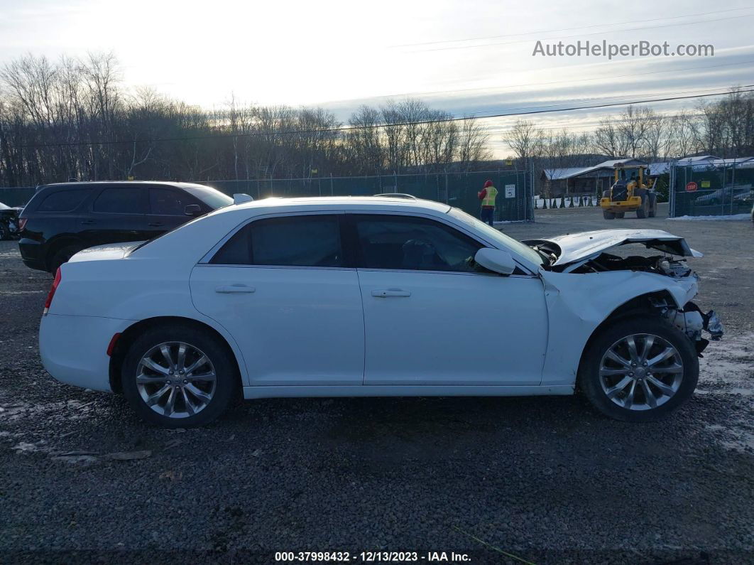 2016 Chrysler 300 Limited White vin: 2C3CCARG3GH192857