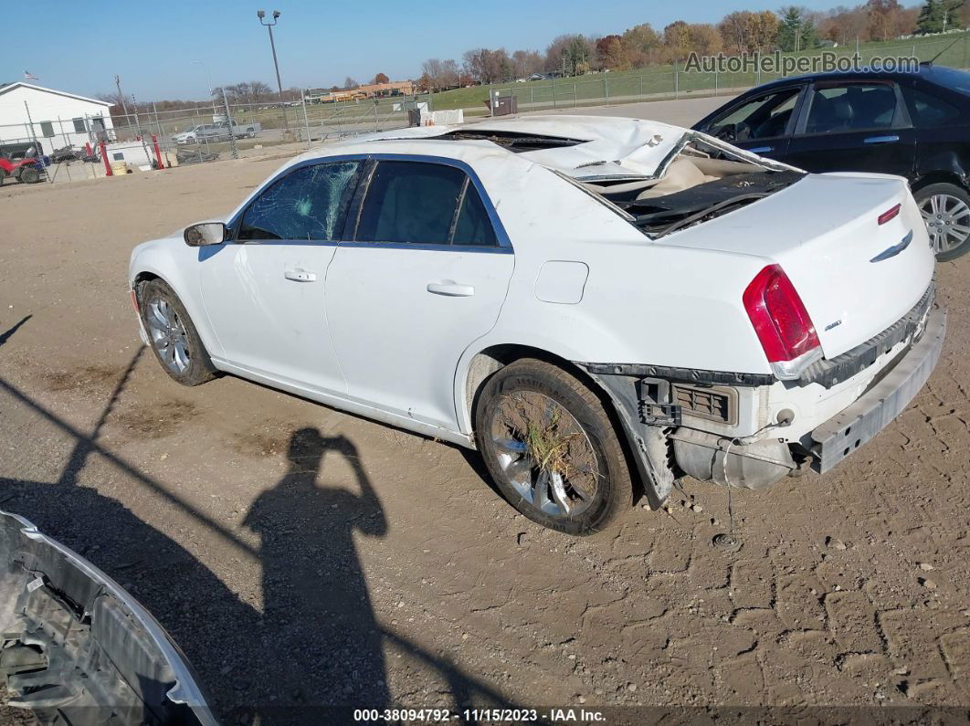 2017 Chrysler 300 Limited Awd White vin: 2C3CCARG8HH567238