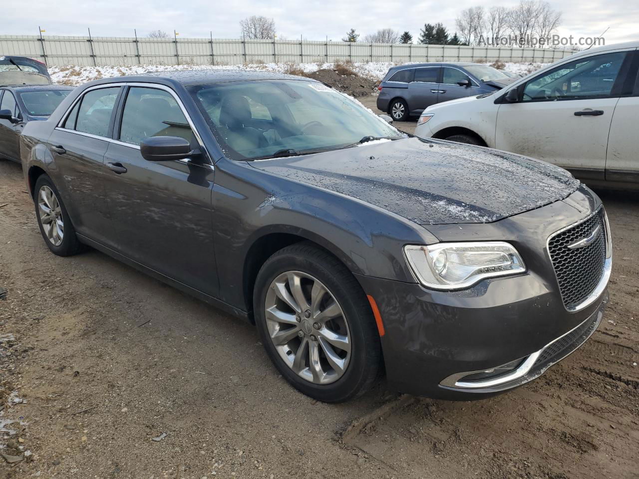 2019 Chrysler 300 Touring Gray vin: 2C3CCARG8KH556635