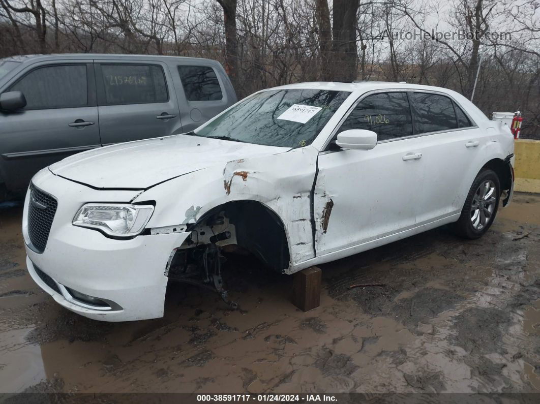 2016 Chrysler 300 Limited White vin: 2C3CCARGXGH334816