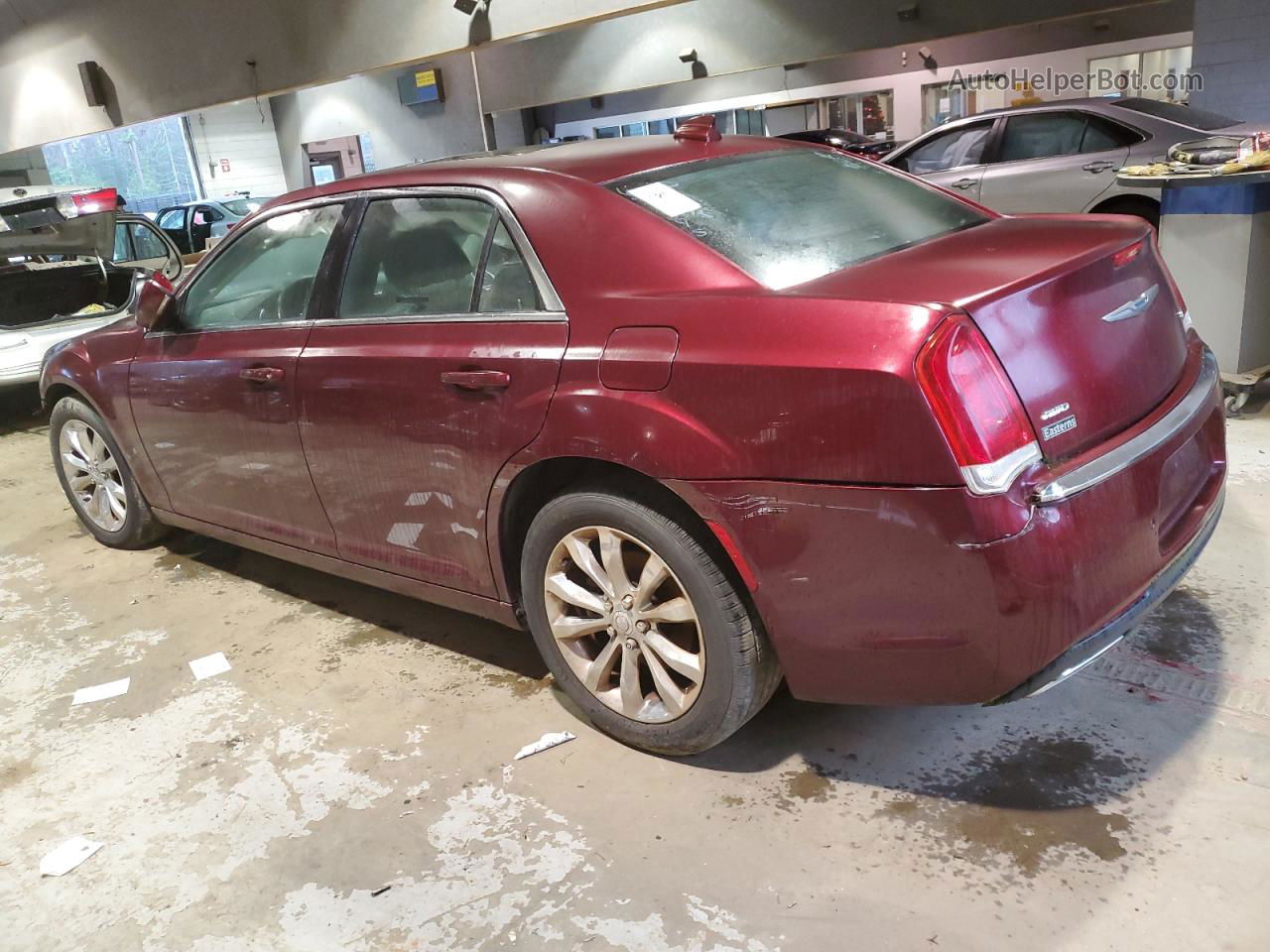 2017 Chrysler 300 Limited Maroon vin: 2C3CCARGXHH648595