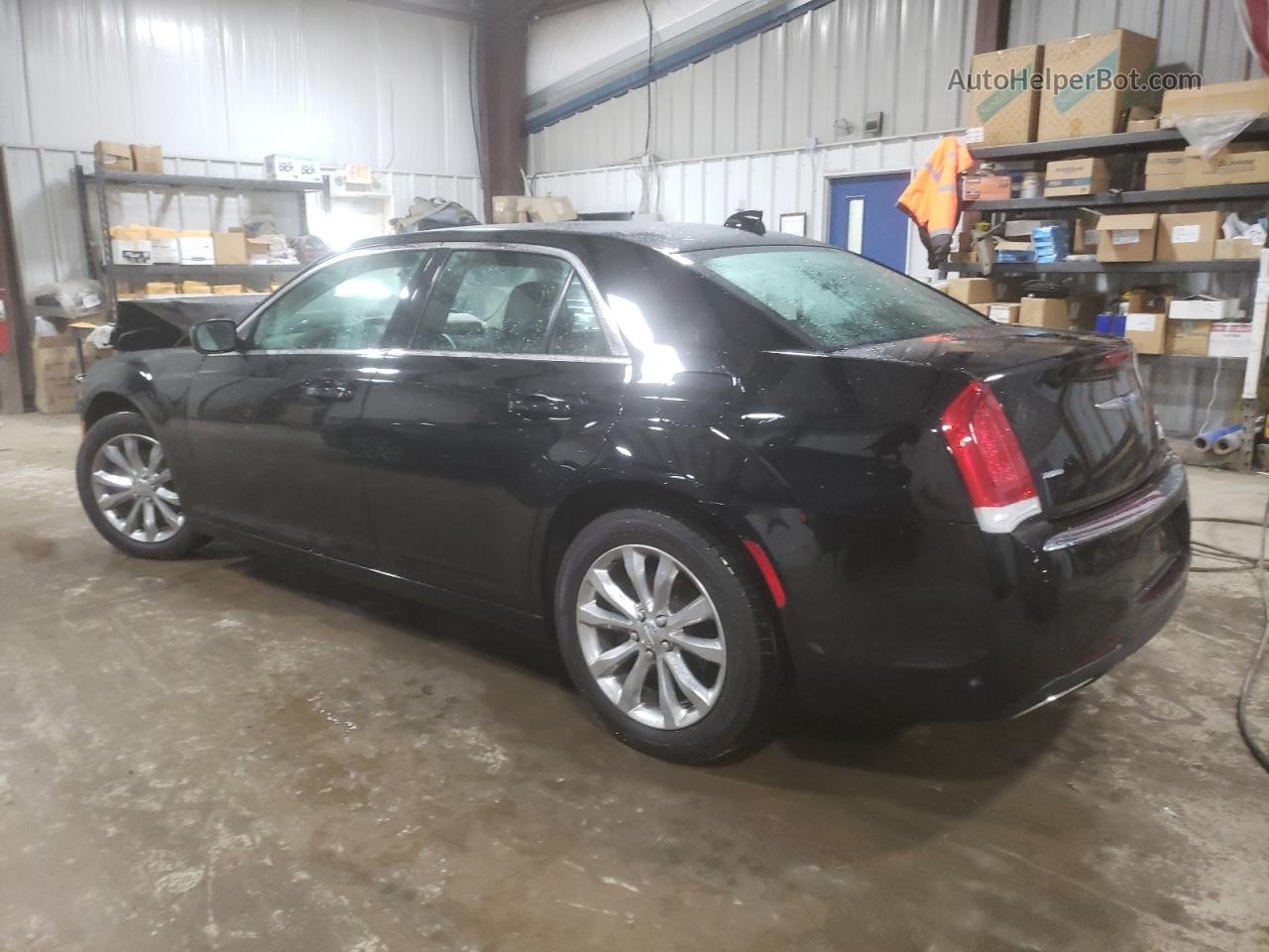 2019 Chrysler 300 Touring Black vin: 2C3CCARGXKH649303