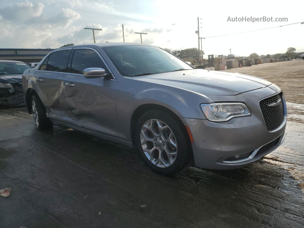 2016 Chrysler 300c Platinum Серебряный vin: 2C3CCASG9GH112066