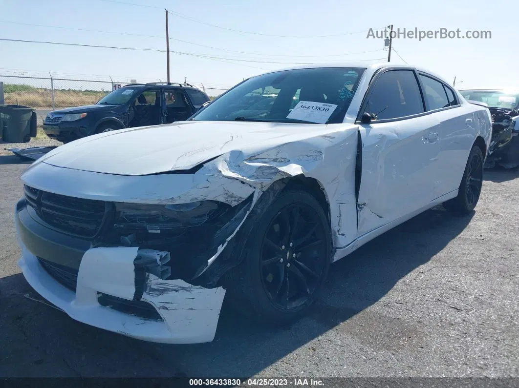 2018 Dodge Charger Sxt Rwd White vin: 2C3CDXBG1JH143979