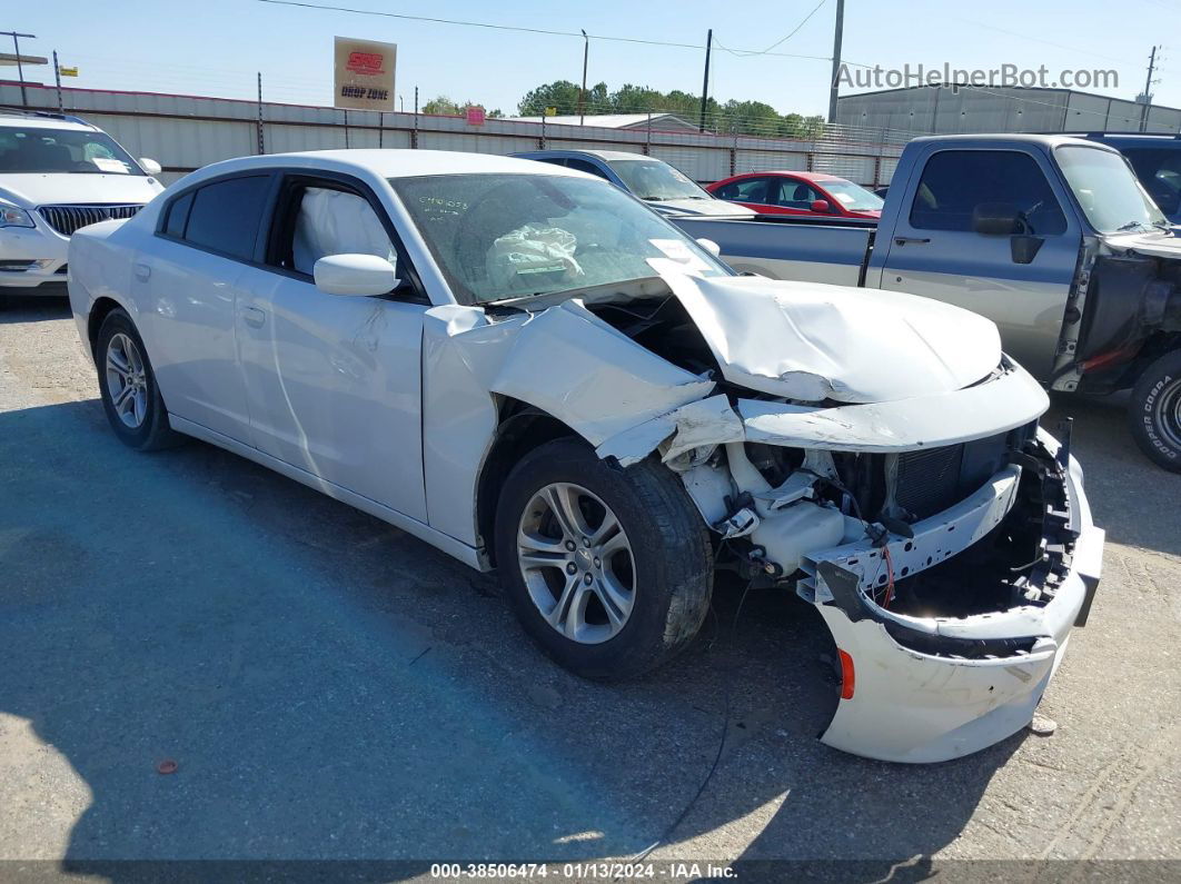 2017 Dodge Charger Se Rwd Белый vin: 2C3CDXBG2HH547707