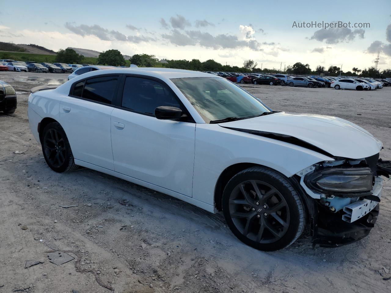 2021 Dodge Charger Sxt White vin: 2C3CDXBG2MH519643