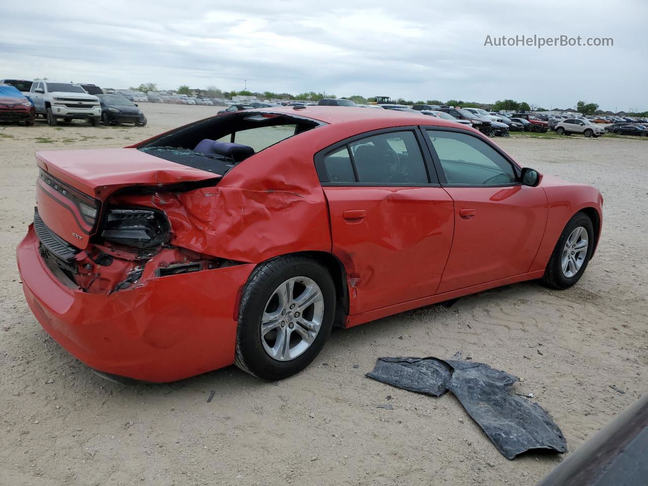 2018 Dodge Charger Sxt Красный vin: 2C3CDXBG3JH152313