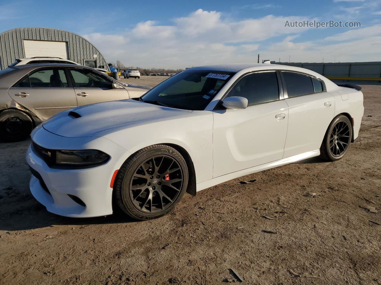 2016 Dodge Charger Se Белый vin: 2C3CDXBG5FH724991