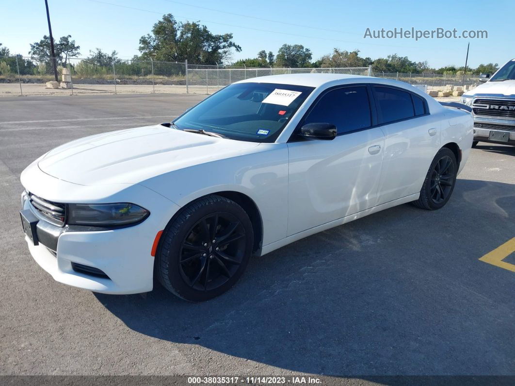 2017 Dodge Charger Se Rwd White vin: 2C3CDXBG6HH546527