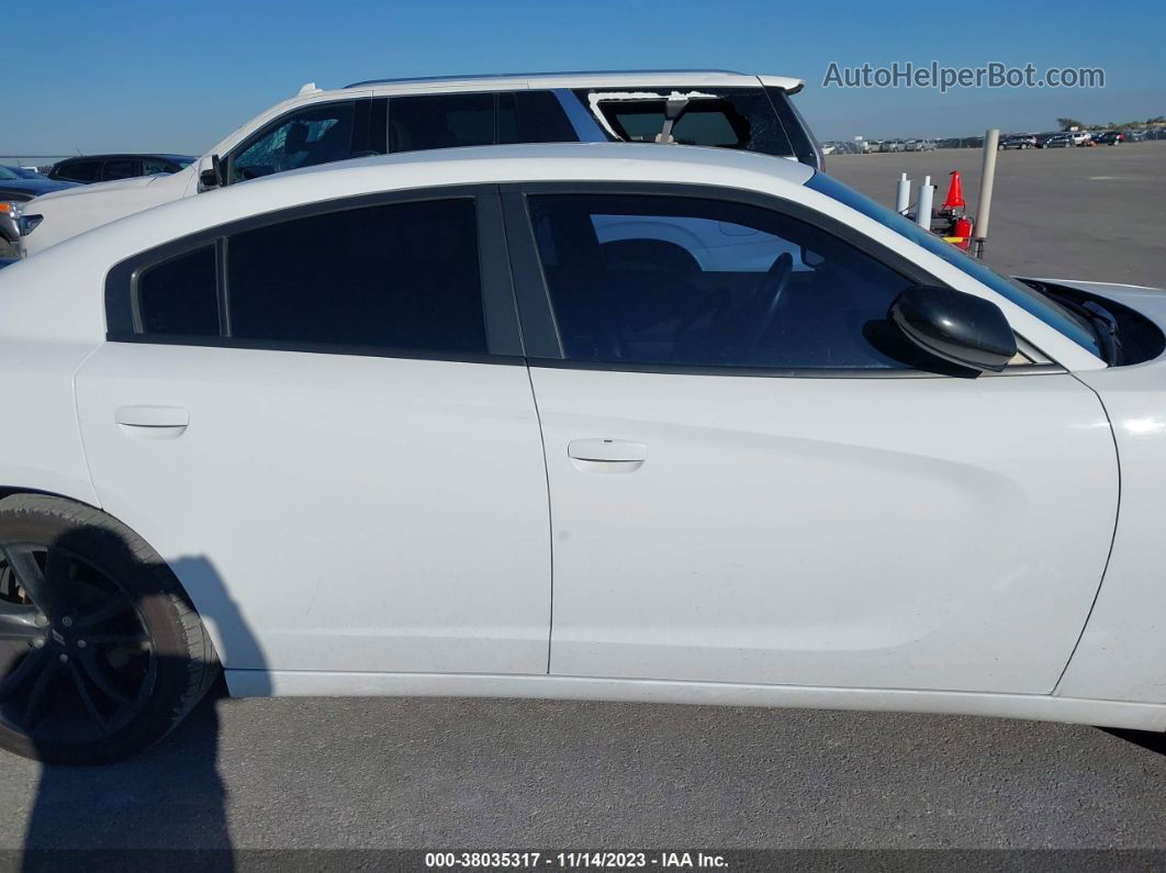 2017 Dodge Charger Se Rwd White vin: 2C3CDXBG6HH546527