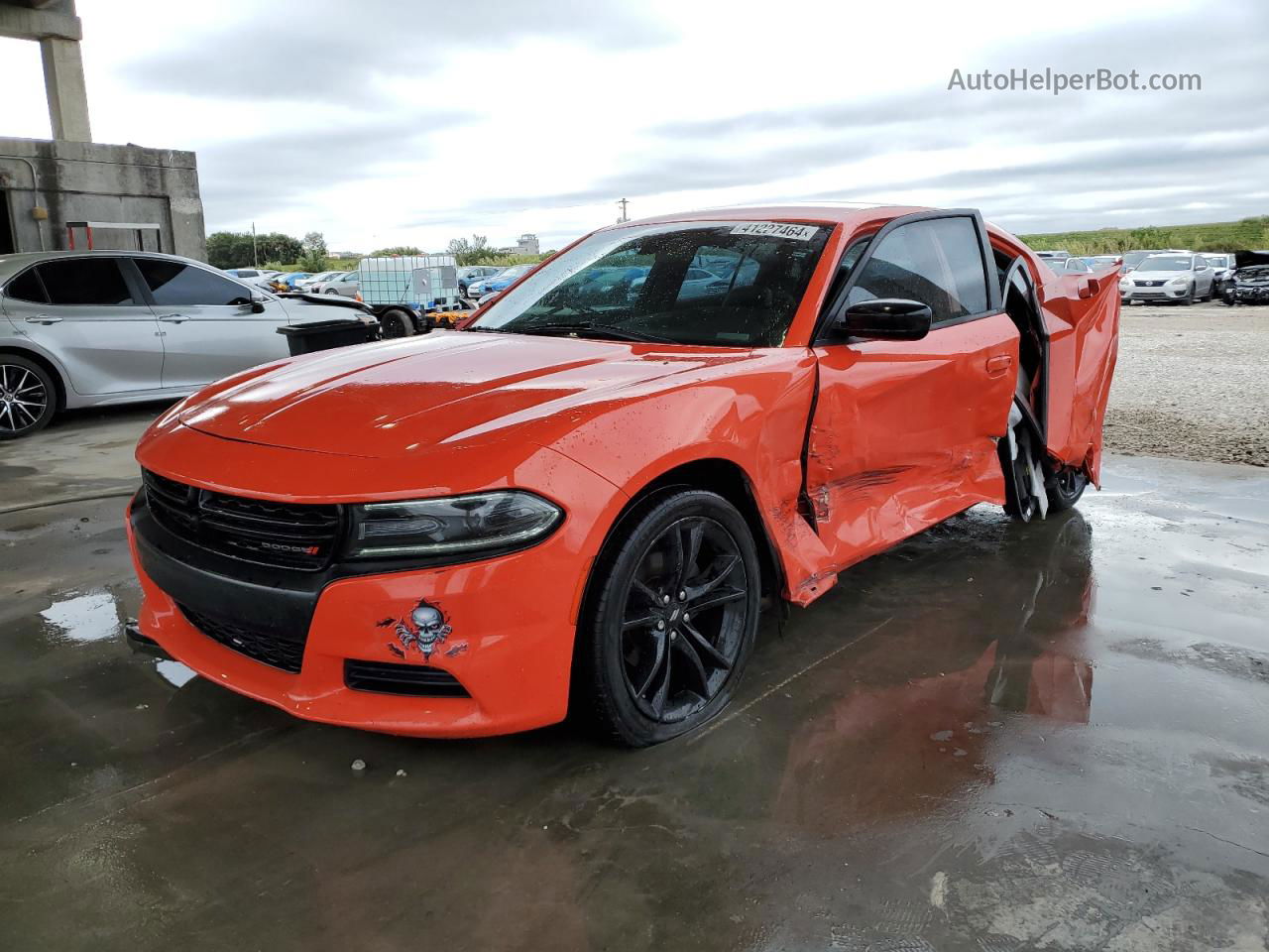 2018 Dodge Charger Sxt Orange vin: 2C3CDXBG6JH319151