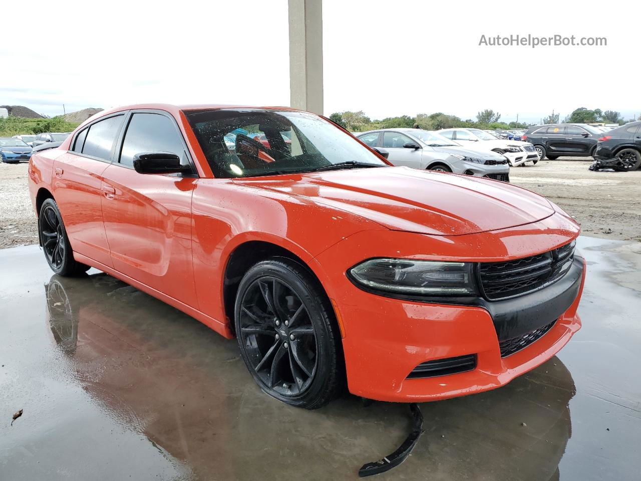 2018 Dodge Charger Sxt Orange vin: 2C3CDXBG6JH319151